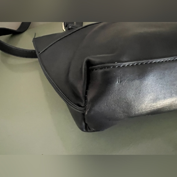 Roots 73 Crossbody - Picture 5 of 8